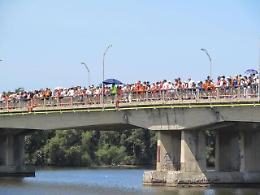 Mutuo per la piscina dirottato sul ponte