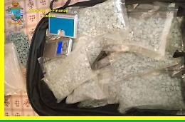Aveva 6300 pastiglie di ecstasy, arrestato pusher 22enne