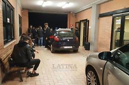 Gli ha staccato l'orecchio a morsi. L'aggressore al Gip: "L'ho fatto per difendermi"