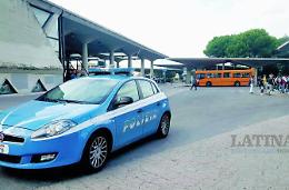 Aggredisce i poliziotti alle Autolinee, ottiene gli obblighi di firma