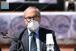 Bottoni in campo come anti Coletta «La legalità non è star fermi 5 anni»