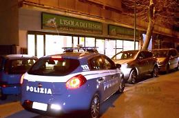 Ladri in azione nella notte: avevano puntato cappottini per cani