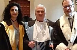 Un encomio pubblico per l'uomo con più lauree al mondo, la proposta