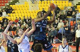 Benacquista sconfitta nella Capitale. Roma vince 80-71