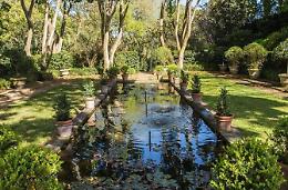 Riapertura e nuovo look per i Giardini della Landriana 