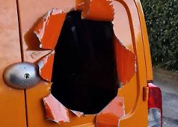 La banda del buco colpisce ancora un furgone