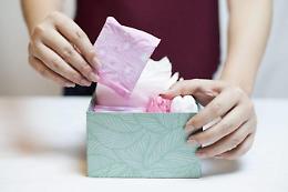 Voucher sull'acquisto di assorbenti igienici per settemila ragazze
