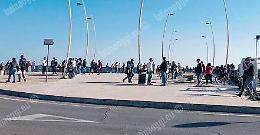 Covid, contagi in salita ma strade e piazze piene di gente
