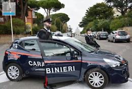 Ruba due volte nello stesso negozio: denunciata una 33enne