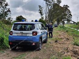 Stalla per il cavallo su un'area privata, denunciato un Di Silvio