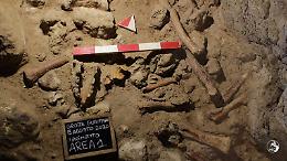 Grotta Guattari,  indicatore sul livello del mare