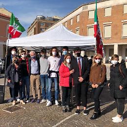 Forza Italia torna in piazza: un gazebo verso il voto