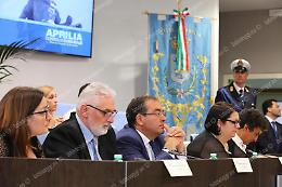 La maggioranza Terra litiga anche sul comunicato di solidarietà per il sindaco