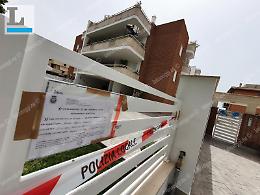 Scatta il sequestro per la palazzina con un piano in più