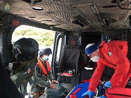 Uomo in pericolo di vita soccorso dal Centro Combat Search and Rescue