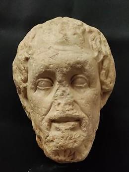 Riconsegnate al museo di Fondi le teste in marmo rubate 41 anni fa