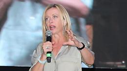 Giorgia Meloni a Latina al Campo Coni per presentare il libro "Io sono Giorgia"