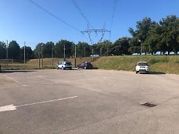 Si impicca a un traliccio. Suicidio nel parco
