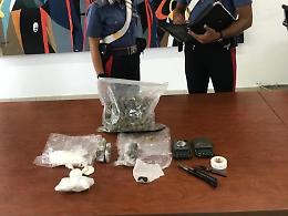 Trovato con oltre un chilo di droga, arrestato un 30enne