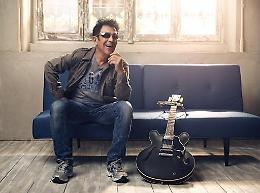 Edoardo Bennato ad Anzio: «Il mio concerto ai ritmi Rock&Blues»