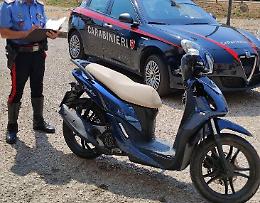 In tre sul motorino rubato, denunciato il 18enne alla guida