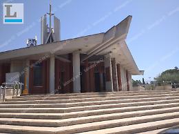Addio ai Cappuccini, la Chiesa resta.  Venduto un terreno