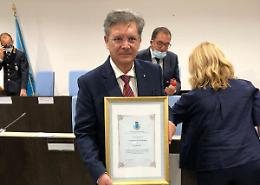 Il Consiglio comunale conferisce la cittadinanza onoraria al dottor Ricci