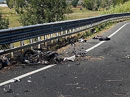Tragedia sulla Frosinone-Mare, le tre salme ancora sotto custodia