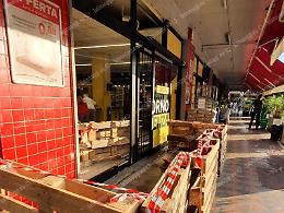 Incursione notturna nel supermercato, fuga con la cassaforte