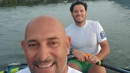 Sabaudia, Tizzano e Battisti remano insieme per una mattinata sul lago di Paola