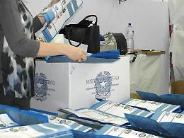 Scatta la foto alla scheda elettorale: segnalato dal presidente