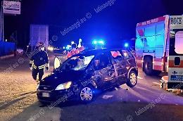 Denunciato l'automobilista rimasto ferito sulla Pontina: positivo all'alcol test