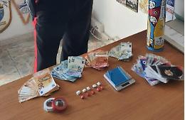 Boom di segnalati per droga: aumentano gli assuntori, ci sono anche minori