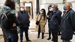 Pavimento antico, sopralluogo della Soprintendenza al cimitero di Cisterna