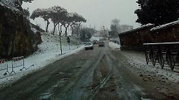 Gelo e neve, attivi spazzaneve e spargisale