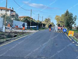 Lavori senza avvertimento, utenti infuriati e senza corrente
