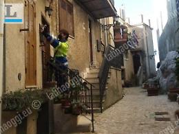 La storia di Nicola, il portalettere adottato dal borgo