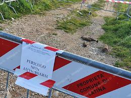 Ordigni bellici inesplosi restano a bordo strada