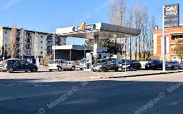 Guerra Ucraina e rincari, caccia al carburante più economico