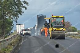 Pontina, altri lavori in arrivo: pavimentazione e nuovi spartitraffico