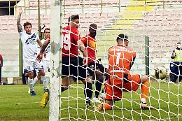 Latina sconfitto a Messina: i playoff vacillano