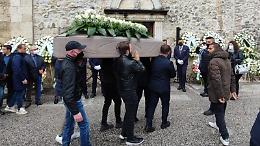 Funerali Romina De Cesare: la comunità piange la giovane vittima