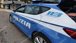 Sorpreso a rubare i portafogli in uno spogliatoio, arrestato