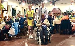 “Fuori confine” Tra sorrisi e lacrime tanta  beneficenza per i profughi