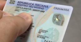 Carte d'identità e atti notori, l'incubo anagrafe