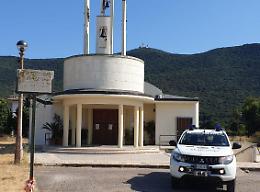 Ladri e vandali in azione nella chiesa
