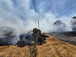 Nuovo incendio in zona Isonzo, task force dei soccorritori