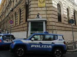 Sequestrato e minacciato, 35enne arrestato dalla polizia
