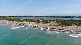 Materiale ferroso in mare, interdetta la balneazione