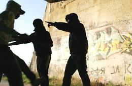 Banda di bulli in azione: rapinato un minorenne